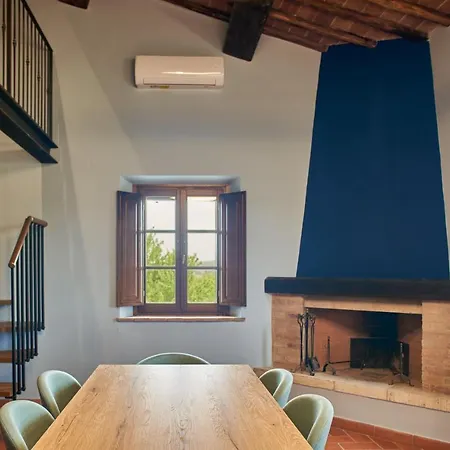 Holiday home Casa Crete Senesi Mirtillo Nel Podere Di Sant'antonio Asciano