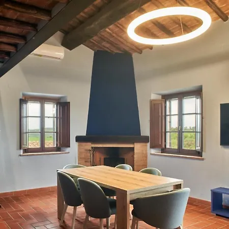 Casa Crete Senesi Mirtillo Nel Podere Di Sant'antonio Holiday home