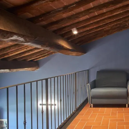 Casa Crete Senesi Mirtillo Nel Podere Di Sant'antonio *